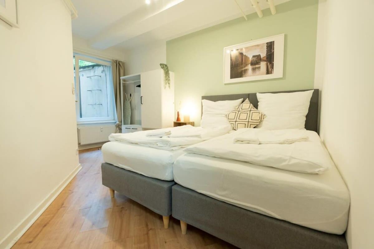 Hamburg City Apartment For 4 Exterior photo
