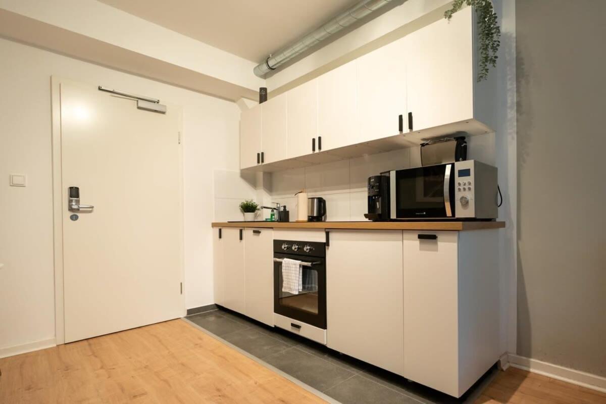 Hamburg City Apartment For 4 Exterior photo